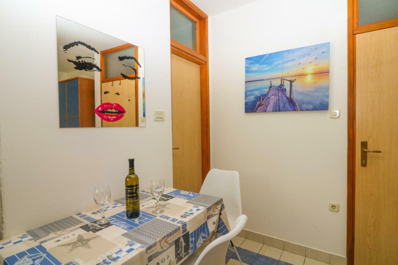 באסקה Apartments Ines מראה חיצוני תמונה