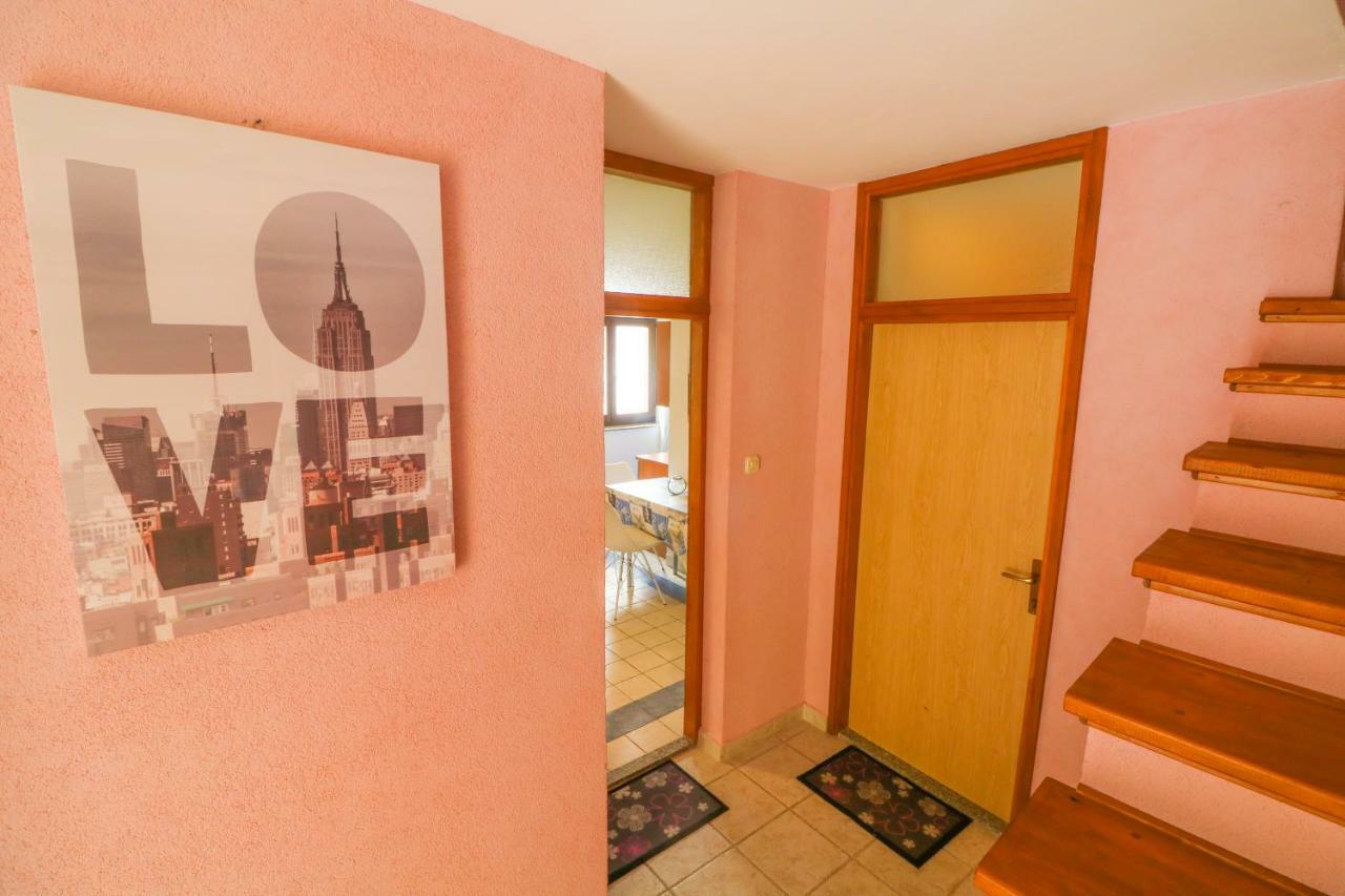 באסקה Apartments Ines מראה חיצוני תמונה