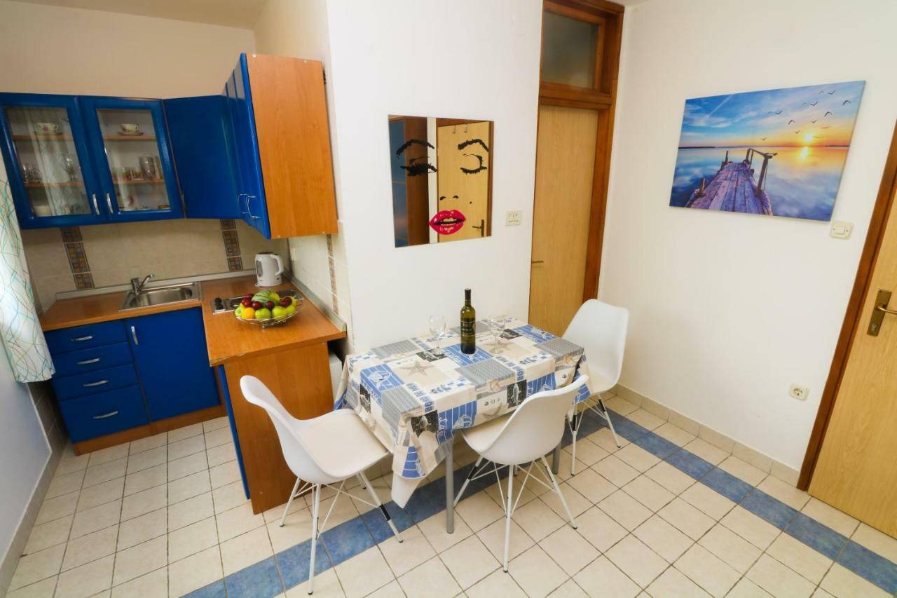 באסקה Apartments Ines מראה חיצוני תמונה